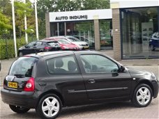 Renault Clio - 1.2 16V Authentigue, bj.2004, zwart, sportvelgen, APK 09/2020, NAP uitdraai met 20049