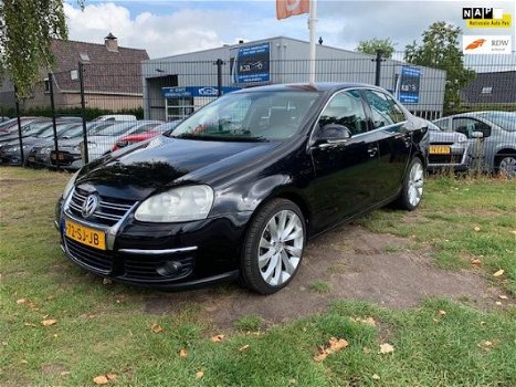 Volkswagen Jetta - 2.0 TDI Sportline apk/airco/navi/lmv - 1