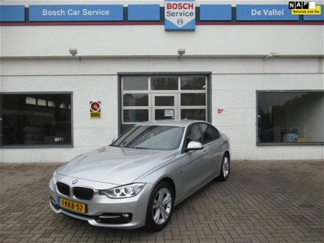 BMW 3-serie - 320i Executive - 1