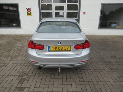 BMW 3-serie - 320i Executive - 1