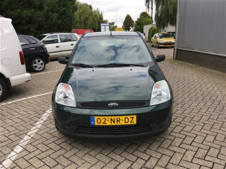 Ford Fiesta - 1.25-16V Core Nieuwe Apk - 1