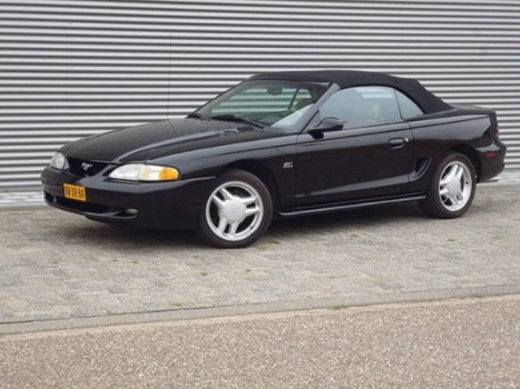 Ford Mustang Convertible - 5.0 V8 AUTOMAAT - 1