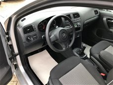 Volkswagen Polo - 1.2 Easyline | Airco | 5 deurs | 2011 | KM 88500 | zilver | Armsteun
