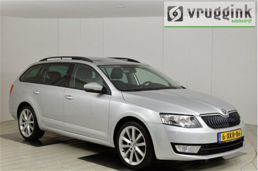 Skoda Octavia Combi - 1.2 TSI Greentech Ambition Businessline DSG automaat /Leder/ Navigatie/Panoram - 1