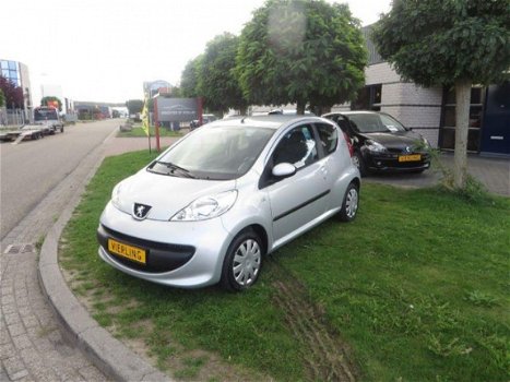 Peugeot 107 - 3/5drs, 60 occasions.Zondag open - 1