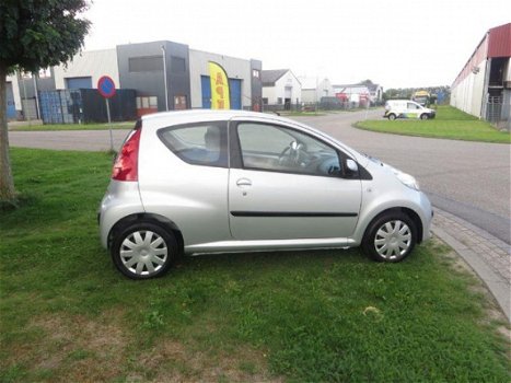 Peugeot 107 - 3/5drs, 60 occasions.Zondag open - 1