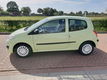 Renault Twingo - 1.2 Acces AIRCO MET NIEUWE APK EN NIEUWE DISTR. RIEM - 1 - Thumbnail