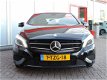 Mercedes-Benz A-klasse - 200 Aut7 Urban AMG-Line (full options) - 1 - Thumbnail