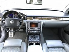 Volkswagen Phaeton - 4.2 V8 5p. Highline Youngtimer, bijzonder nette auto