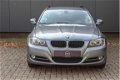 BMW 3-serie - 318i High Executive | Navi - PDC - Dealer onderhouden - Zeer nette auto - 1 - Thumbnail