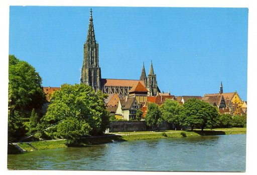 M034 Ulm / Donau met Kerk / Duitsland - 1