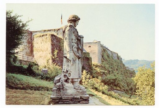 M067 Bouillon sur Semois Statue de Godefroid de Bouillon / Belgie - 1