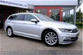 Volkswagen Passat Variant - 1.6 TDI R-Line/Navi/Alcantara/PDC/Zeer luxe - 1 - Thumbnail