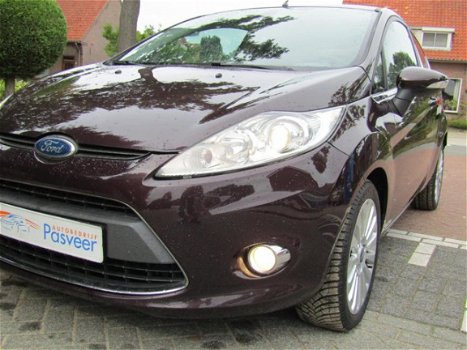 Ford Fiesta - 1.4 Titanium /AIRCO/BLUETOOTH/LM-VELGEN - 1