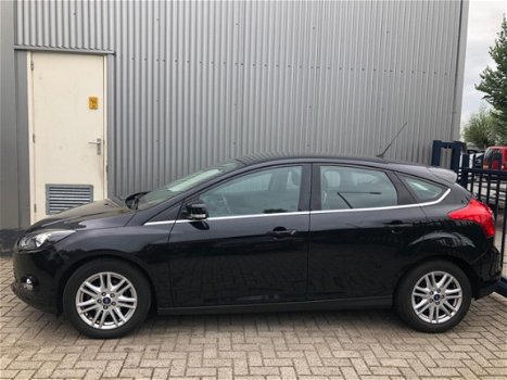 Ford Focus - 1.0 EcoBoost Titanium CLIMATE / CRUISE / PARKEERSENSOREN / LMV - 1