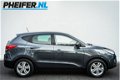 Hyundai ix35 - 2.0i Style Automaat Full map navigatie/ Trekhaak/ Climate control/ Lmv/ Cruise contro - 1 - Thumbnail