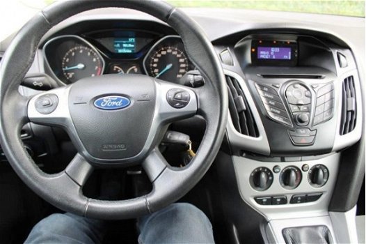 Ford Focus - 1.0i 100pk Ecoboost Trend airco 5-deurs - 1
