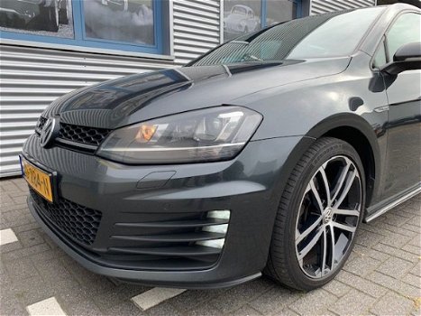 Volkswagen Golf - 7 2.0 TDI GTD Clima Acc Pdc V+A Lmv - 1