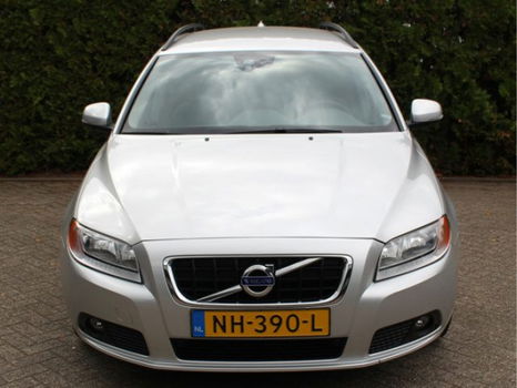 Volvo V70 - 1.6 D2 Momentum Leder Hdd-Navi Afn. Trekhaak - 1