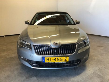 Skoda Superb - 1.6 TDI Style Business BTW auto - 1