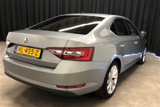 Skoda Superb - 1.6 TDI Style Business BTW auto - 1