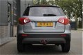 Suzuki Vitara - 1.6 High Executive / 120 PK / Automaat / Trekhaak / Elec-Panoramadak / Stoelverwarmi - 1 - Thumbnail