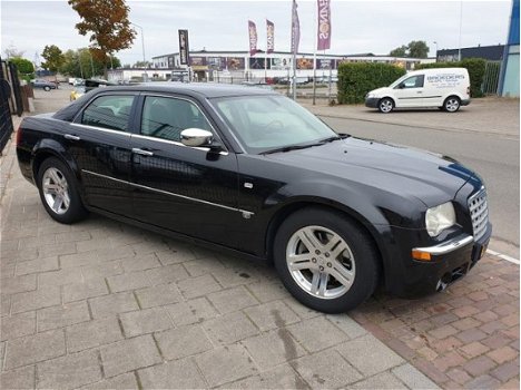 Chrysler 300C - 3.0 V6 CRD Business - 1