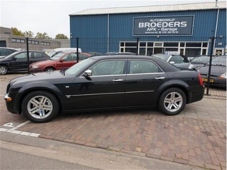 Chrysler 300C - 3.0 V6 CRD Business - 1