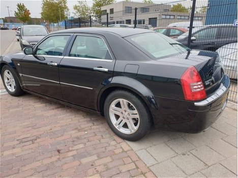 Chrysler 300C - 3.0 V6 CRD Business - 1