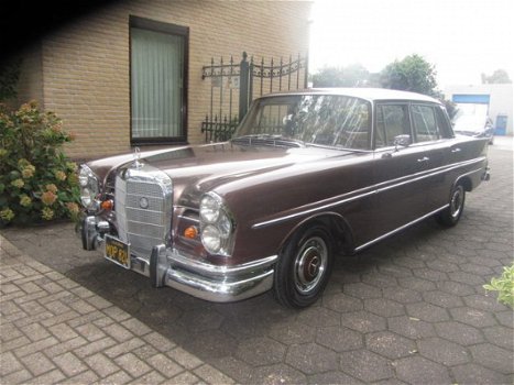 Mercedes-Benz 220 - S Heckflosse Unieke Top Staat - 1