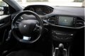 Peugeot 308 - 1.2 PureTech Style - All-in prijs | panodak | navigatie - 1 - Thumbnail