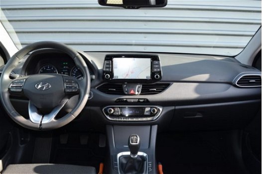 Hyundai i30 - 1.0 T-GDI Premium Navi/Camera/Trekhaak - 1