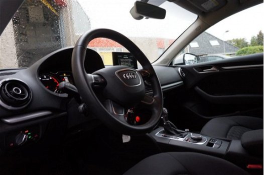Audi A3 Sportback - 1.2 TFSI AUTOMAAT 5drs Attraction Pro Line plus BJ2015 LED V+A | LMV16
