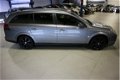 Opel Vectra Wagon - 2.2-16V Executive Leer / Navi / Sport Pakket / Xenon / DIK - 1 - Thumbnail