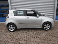 Suzuki Swift - 1.3 4Grip Exclusive