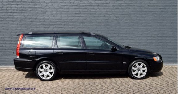 Volvo V70 - 2.4 D5 Summum Sportsline Automaat Full-Options - 1