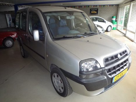 Fiat Doblò - 1.6-16V Dynamic - 1