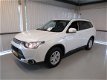 Mitsubishi Outlander - 2.0 PHEV Business Edition X-Line INCL. BTW Navigatie/Trekhaak/Camera/Bluetoot - 1 - Thumbnail