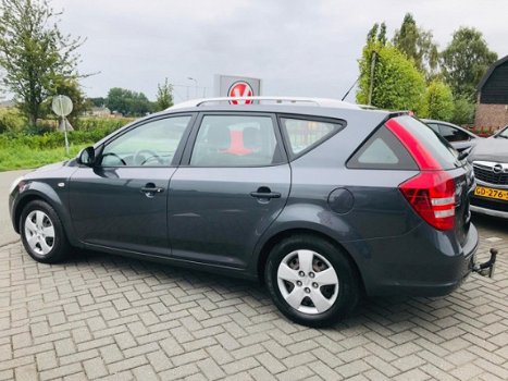 Kia Cee'd Sporty Wagon - 1.4 X-tra - 1