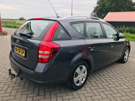 Kia Cee'd Sporty Wagon - 1.4 X-tra - 1