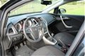 Opel Astra - 1.7 CDTi S/S Design Edition - 1 - Thumbnail