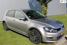 Volkswagen Golf - 1.2 TSI Connected Series Allstar