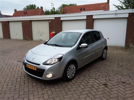 Renault Clio - 1.5 DCI 65KW 5-DRS - 1