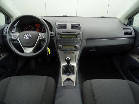 Toyota Avensis Wagon - 1.8 VVT-i Dynamic | Climate Control | Lichtmetalen Velgen | - 1