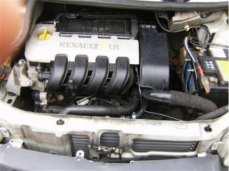 Renault Twingo - 1.2-16V Epicéa - 1