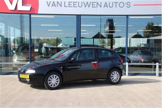 Alfa Romeo 147 - 1.6 T.Spark Veloce Distinctive | Airco | Radio CD | APK 18-09-2020 - 1