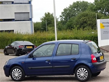 Renault Clio - 1.2 16V Expression, bj.2001, blauw, 5 deurs, airco, NAP met 157626 km.APK tot 10/2020 - 1