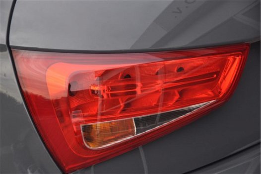 Audi A1 Sportback - Attraction 1.0 TFSI NAVI PDC ECC - 1