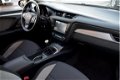 Toyota Avensis Touring Sports - 1.6 VVTI Aspiration NAVI/TREKHAAK/CRUISE/CLIMA/LMV/PDC - 1 - Thumbnail