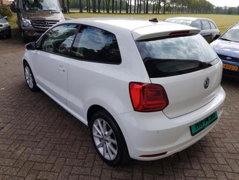 Volkswagen Polo - 1.4 TDI Comfortline Navi/CruiseControl/Stoelverwarming/ClimaControl - 1